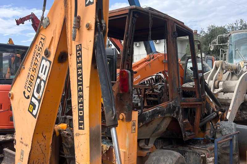 OmecoHub - Immagine JCB 2CX